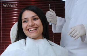 Read more about the article Porcelain vs Composite Veneers: Which Is Right for Bryn Mawr Smiles?